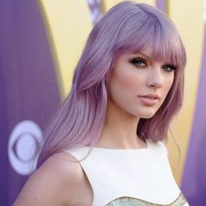 Taylor Swift Hairstyle 10
