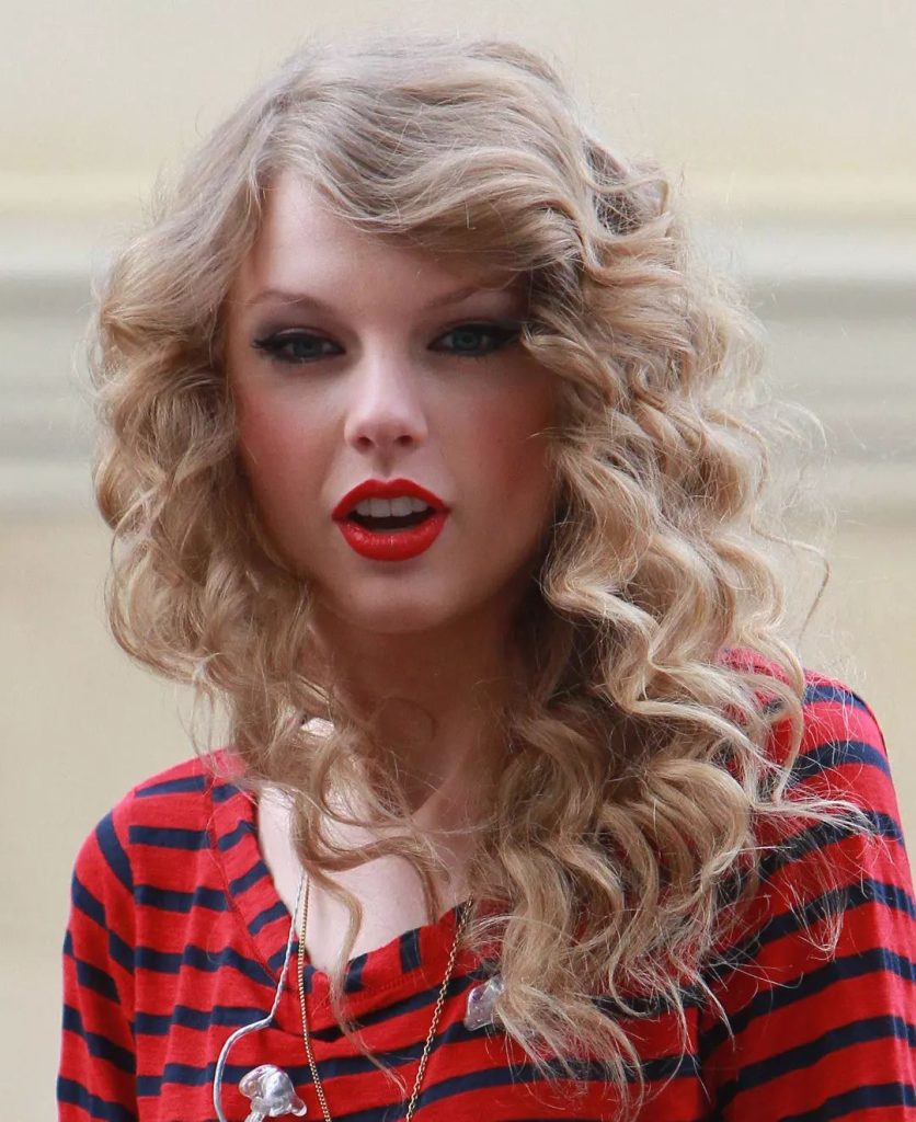 Taylor Swift Hairstyle 227 Taylor Swift | Taylor Swift Hairstyles | Taylor Swift short hairstyles Taylor Swift Hairstyles