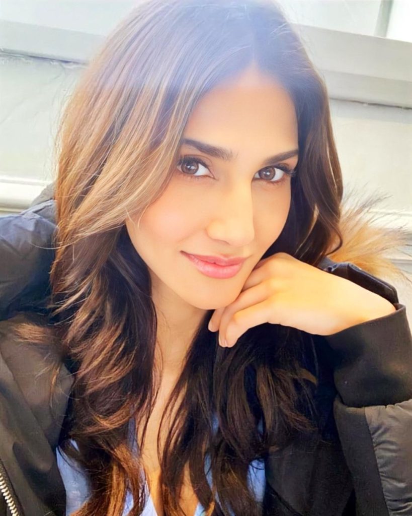 Vaani Kapoor Hairstyle 92 Vaani Kapoor hair trends | Vaani Kapoor ponytail hairstyles | Vaani Kapoor straight hairstyles Vaani Kapoor Hairstyles