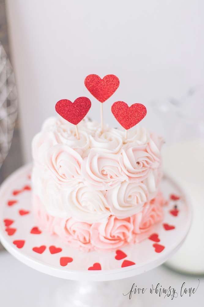Valentines Day Cake Pops 21 Cute Valentine's Day Cake Ideas | Valentine's Buttercream Cakes | Valentine's cake decorating ideas Valentine's Day cake ideas