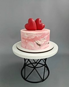 Valentines Day cake 100