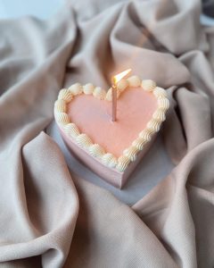 Valentines Day cake 40