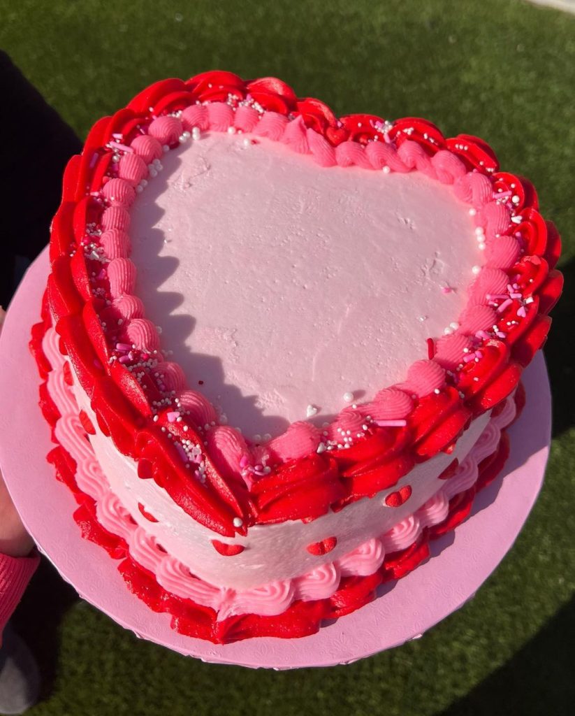 Valentines Day cake 64 Cute Valentine's Day Cake Ideas | Valentine's Buttercream Cakes | Valentine's cake decorating ideas Valentine's Day cake ideas