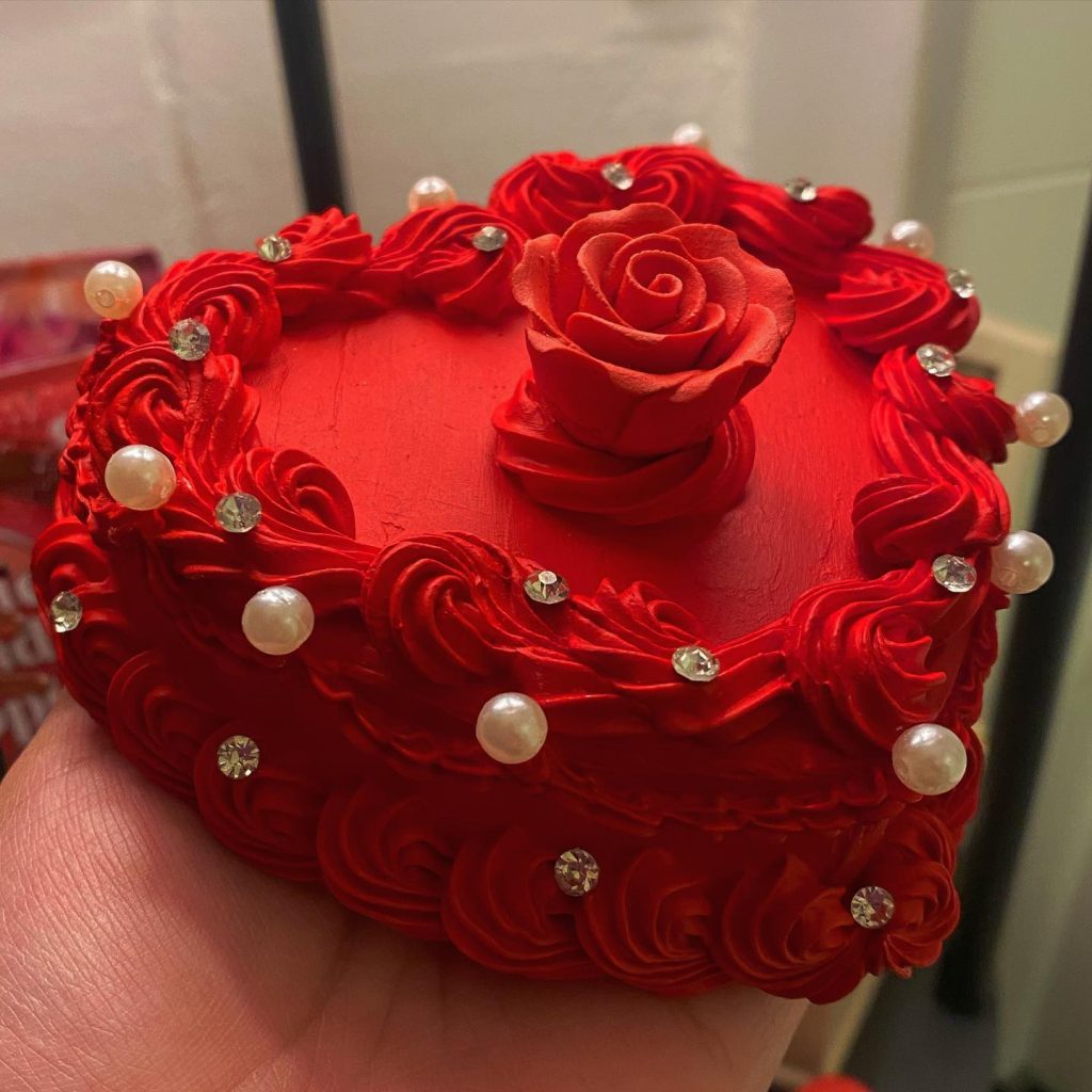 Valentines Day cake 70 Cute Valentine's Day Cake Ideas | Valentine's Buttercream Cakes | Valentine's cake decorating ideas Valentine's Day cake ideas