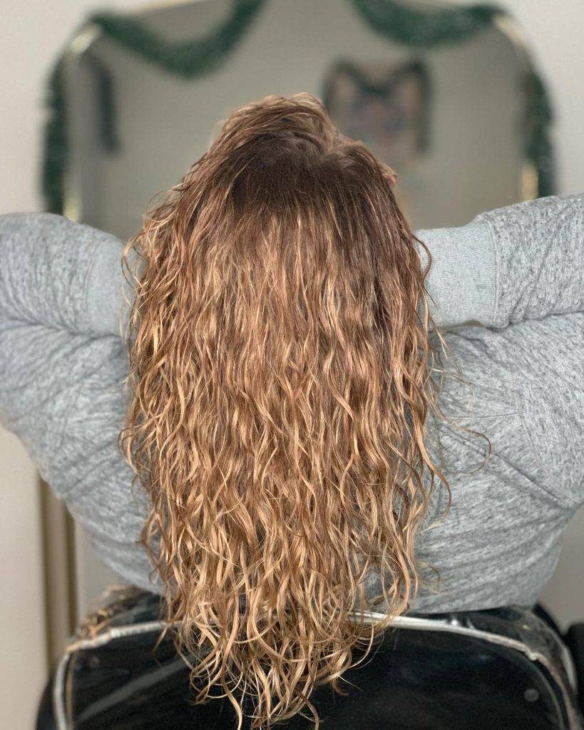 Wavy Hair 72 Haircuts for semi curly hair Female | Haircuts for wavy hair Indian | Wavy hairstyles for long hair Wavy Hair for Women