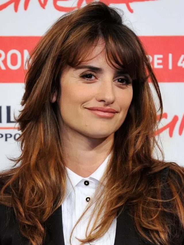 Top 10 Penelope Cruz Hairstyles & Haircuts Ideas - Health Keeda