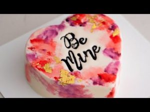 cute Valentines Day cake Idea 21