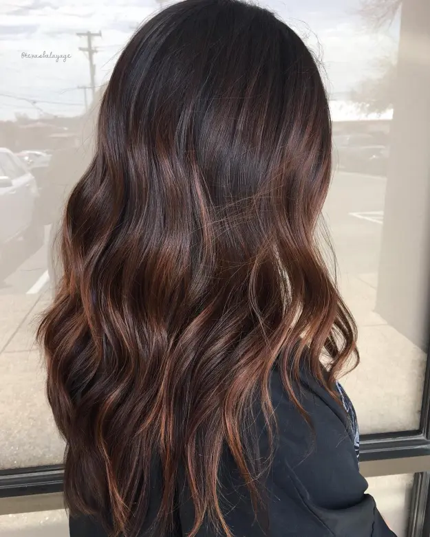 Hair Color to look Younger 7 golden brown hair color | golden chocolate hair color | hair colors and styles Hair Color to Look Younger