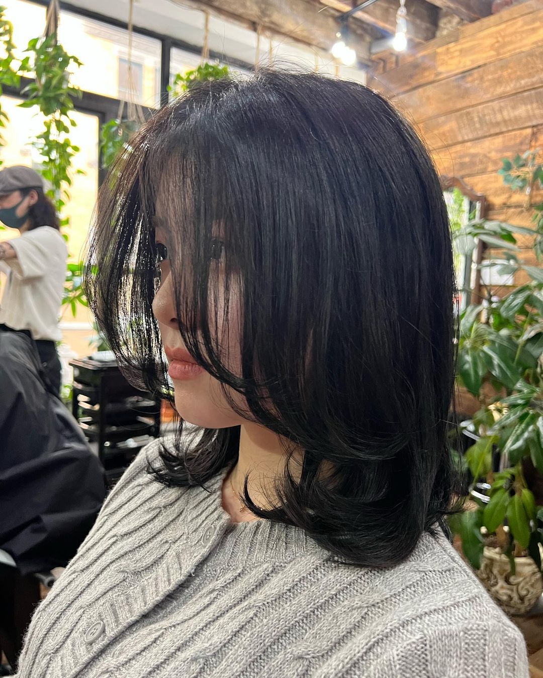 Medium Hair Layered Hairstyle 50 face-framing layers medium hair | Front layer cut for medium hair | layered haircuts for long hair Medium Hair Layered Hairstyle