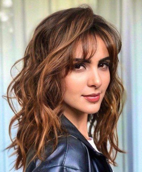 45 Medium Hairstyles For Oval Face Shape Women