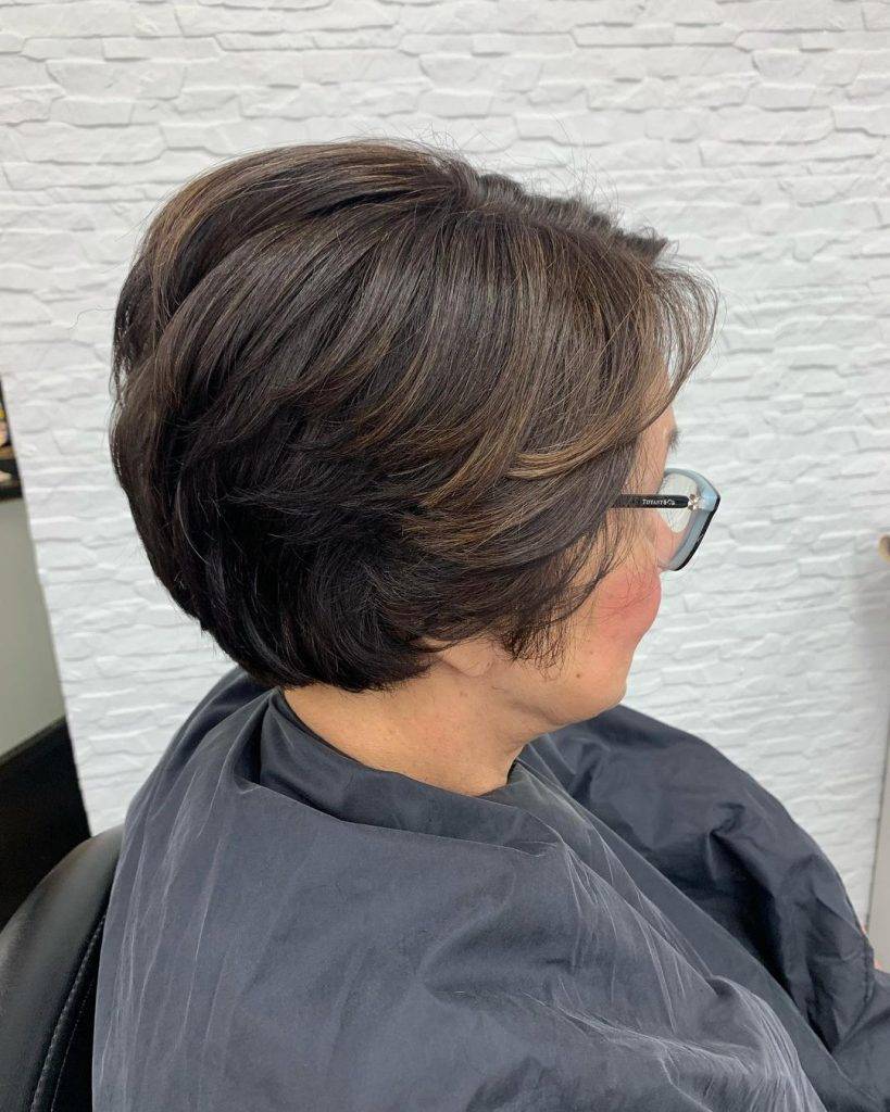 Short Layered Hairstyle 111 haircuts fir thick hair | Medium short Hairstyles | Medium short layered hairstyles Short Layered Hairstyles