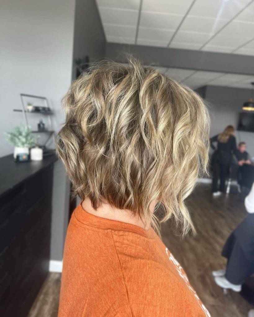 Short Layered Hairstyle 73 haircuts fir thick hair | Medium short Hairstyles | Medium short layered hairstyles Short Layered Hairstyles
