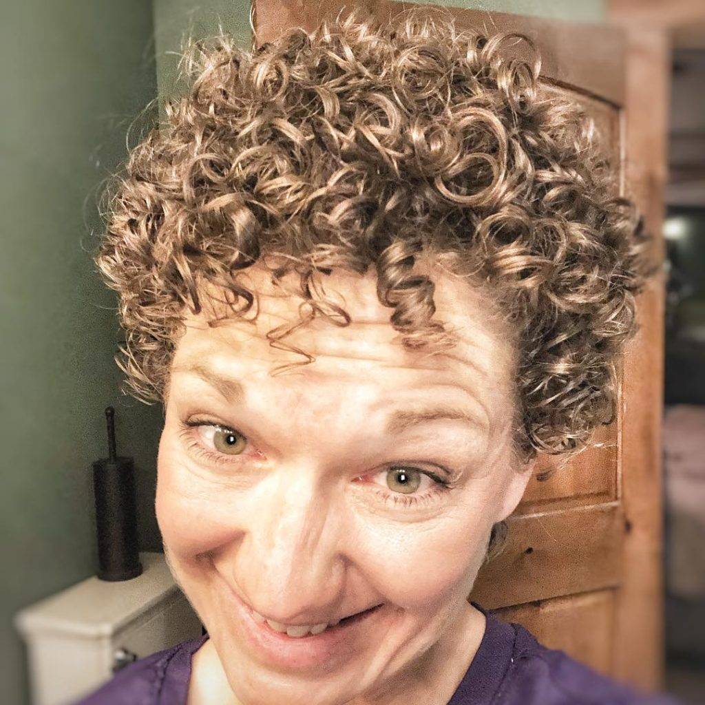 Short curly hairstyle for Women 160 Cute short curly hairstyles for older ladies | Haircuts for semi curly hair Female | Hairstyles for short curly hair black girl Short Curly Hairstyles