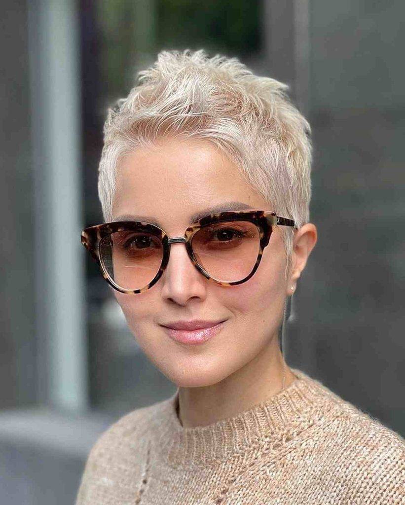 Short hair for Oval face 60 Haircut for oval face female Indian | Low maintenance short hair for oval face | Oval shape face hairstyle female Short Hairstyles for Oval Face Women