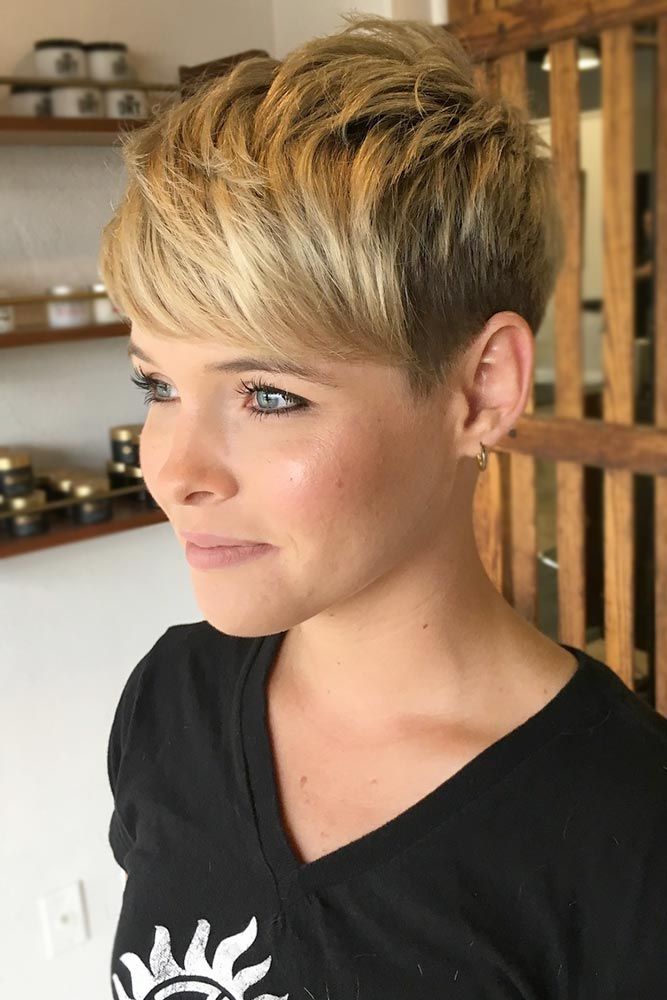 Short hairstyles for Round Face 18 Short hair for round face Asian | Short hairstyles for fat faces and double chins | Short hairstyles for round faces and thin hair Short Hairstyles for Round Face Women