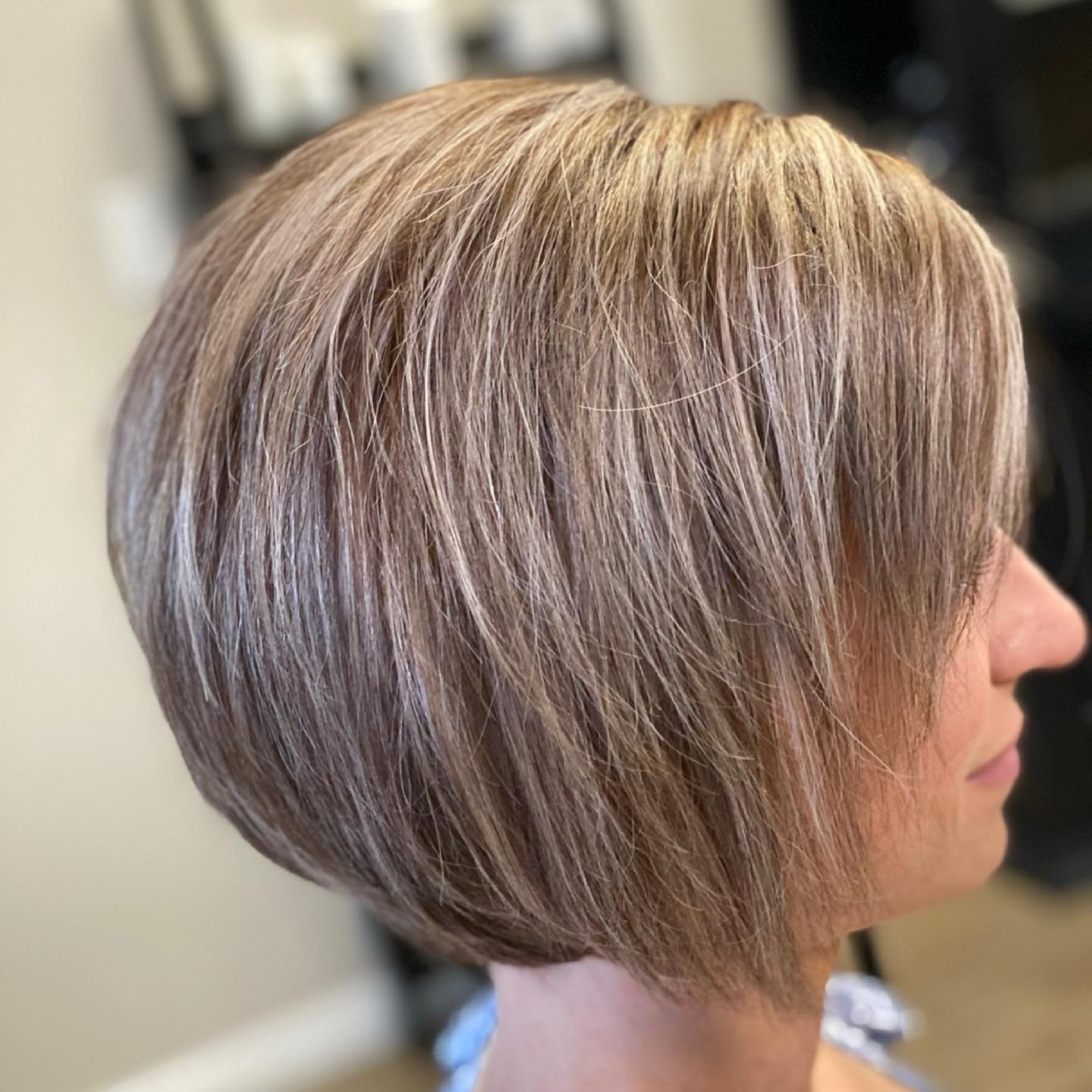 Stacked Bob 105 Long stacked bob | Medium length stacked bob | Pictures of stacked bob haircuts front and back Stacked Bob Hairstyles for Women