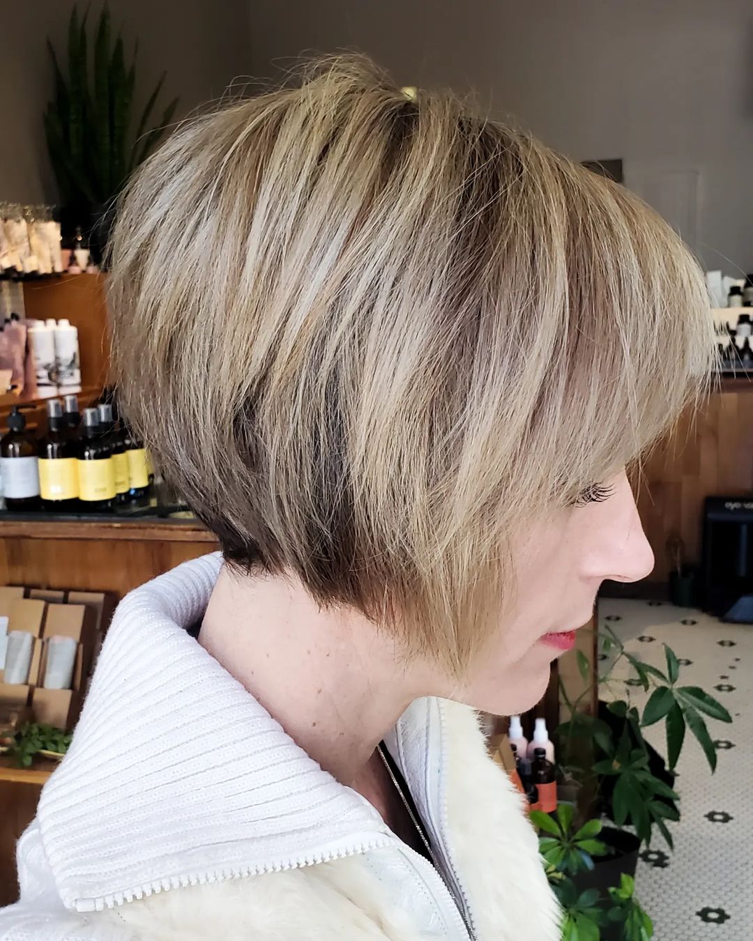 Stacked Bob 35 Long stacked bob | Medium length stacked bob | Pictures of stacked bob haircuts front and back Stacked Bob Hairstyles for Women