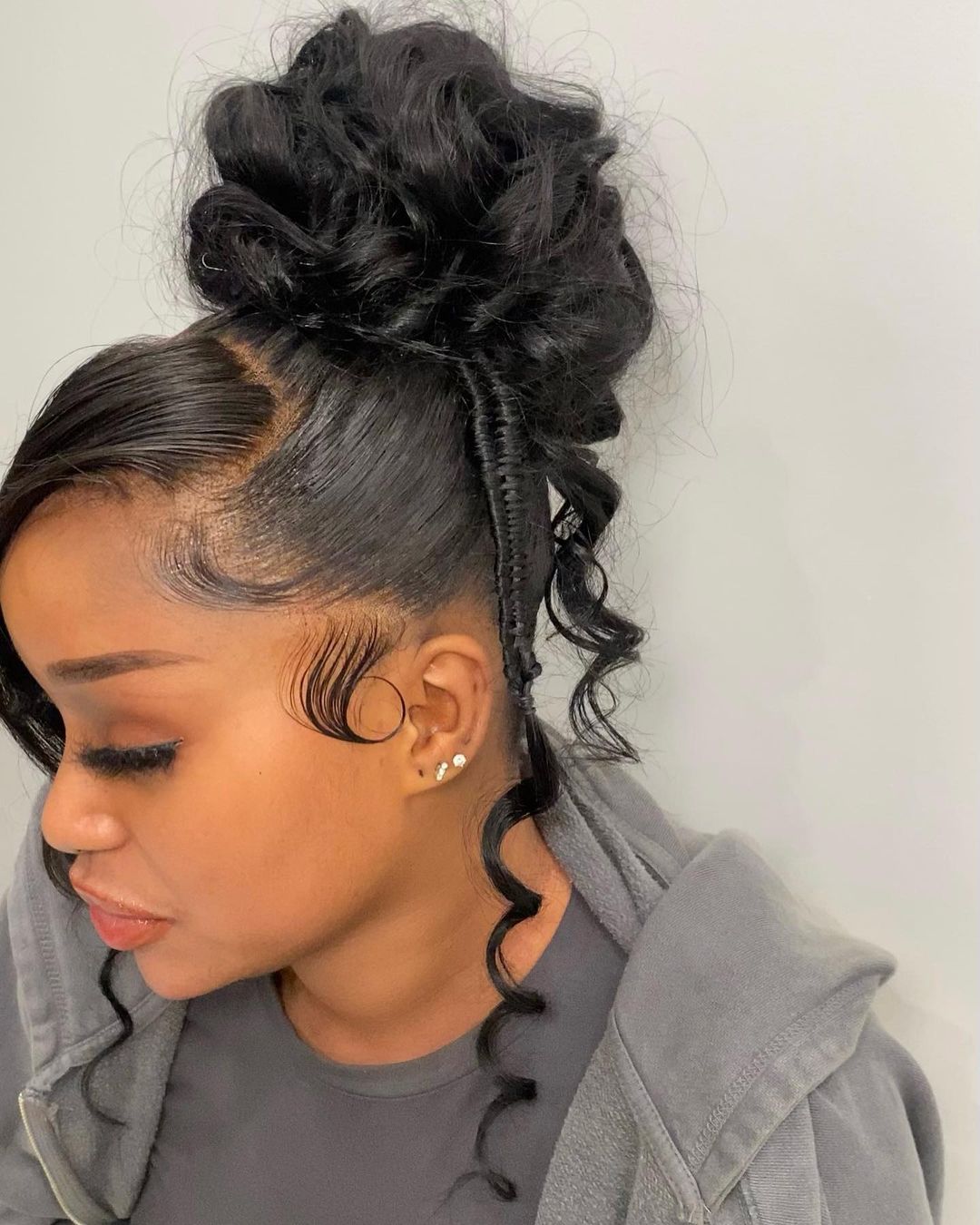 Updo Hairstyle for Black women 23 Black hair updo styles pictures | Black updo hairstyles with curls | black woman braids Updo Hairstyles for Black Women