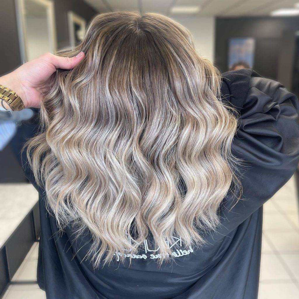salt and pepper hair color 47 Best hair color for salt and pepper hair | Colors to wear with salt and pepper hair | Natural salt and pepper hair color Salt and Pepper Hair Color