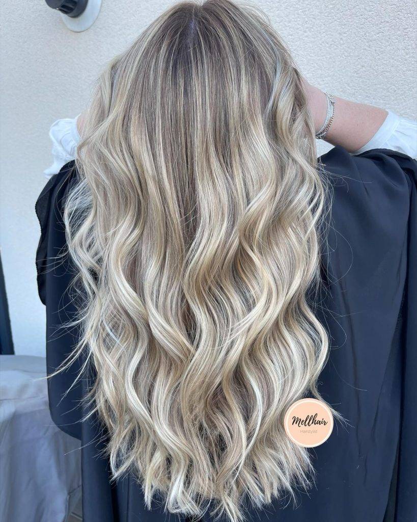 straight ombre hairstyle 105 Dark Brown to light brown ombre straight hair | Image of Pictures of ombre colors Pictures of ombre colors | Ombre hair straight medium length Straight Ombre Hairstyles