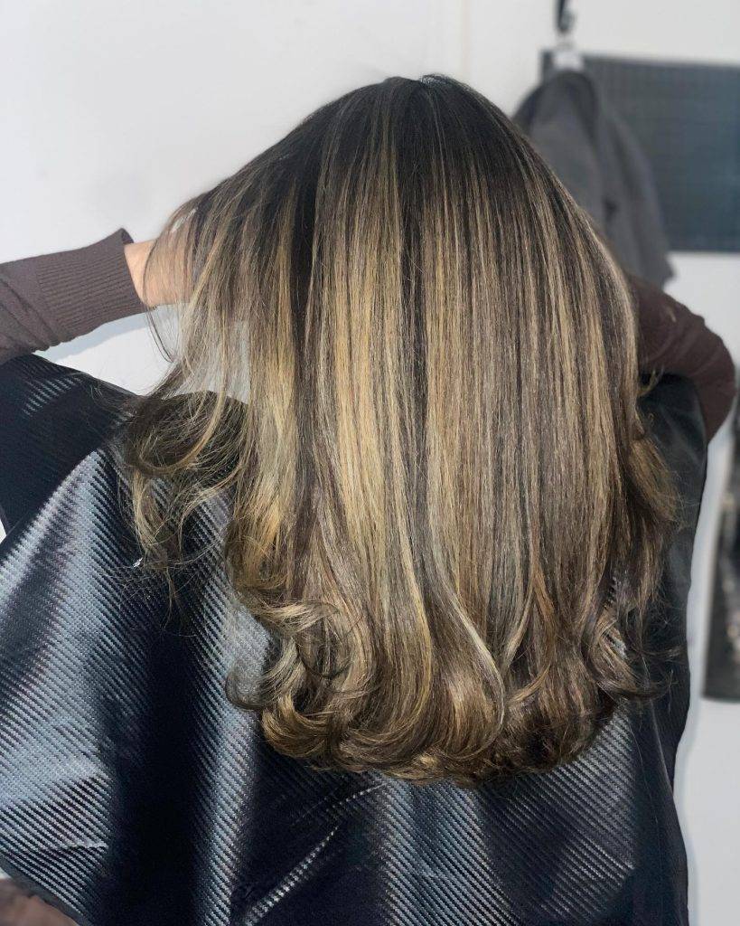 straight ombre hairstyle 124 Dark Brown to light brown ombre straight hair | Image of Pictures of ombre colors Pictures of ombre colors | Ombre hair straight medium length Straight Ombre Hairstyles