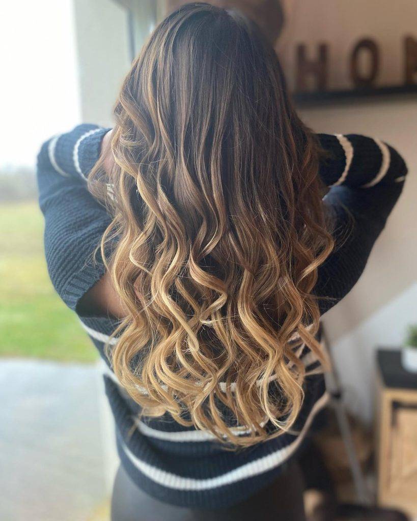 straight ombre hairstyle 127 Dark Brown to light brown ombre straight hair | Image of Pictures of ombre colors Pictures of ombre colors | Ombre hair straight medium length Straight Ombre Hairstyles