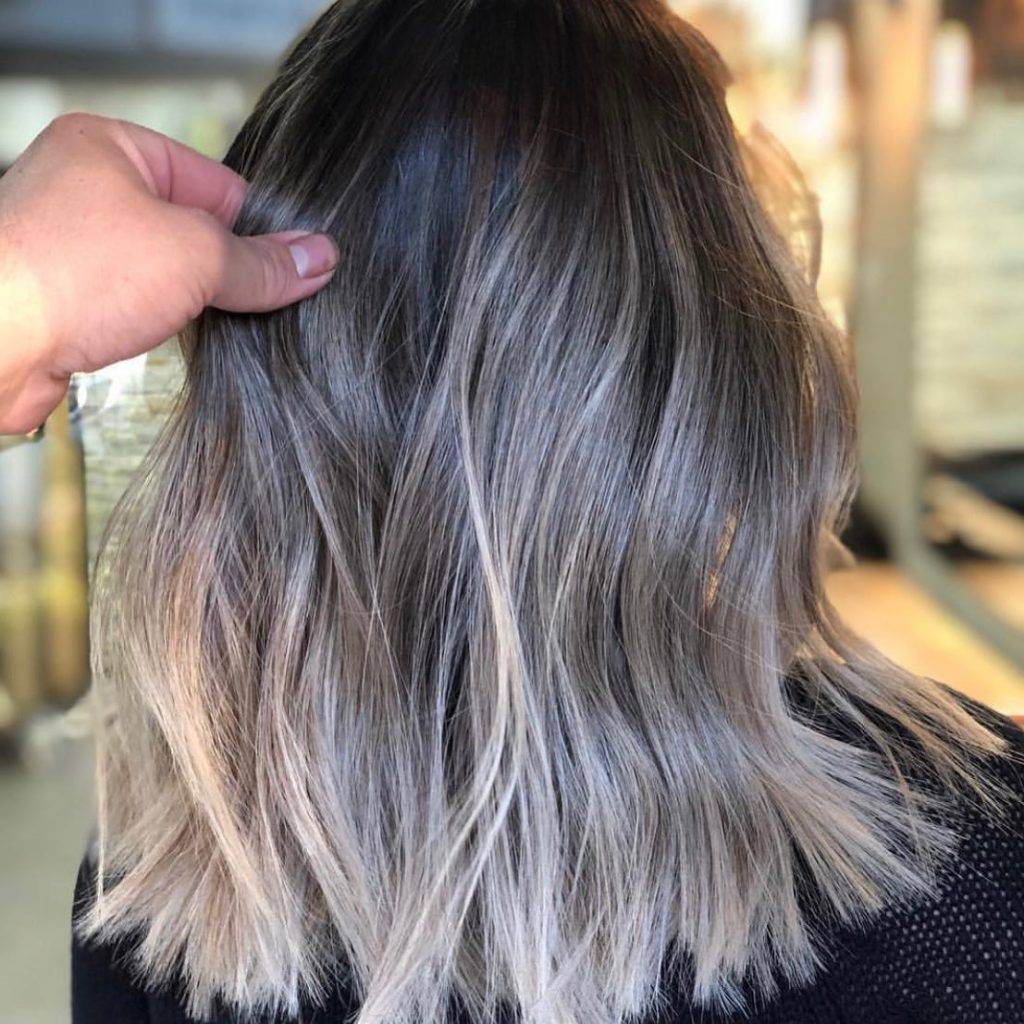 straight ombre hairstyle 32 Dark Brown to light brown ombre straight hair | Image of Pictures of ombre colors Pictures of ombre colors | Ombre hair straight medium length Straight Ombre Hairstyles