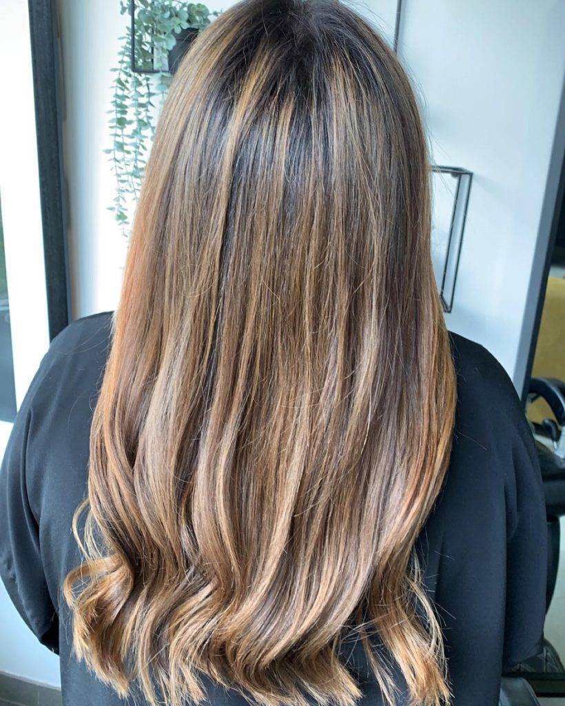 straight ombre hairstyle 68 Dark Brown to light brown ombre straight hair | Image of Pictures of ombre colors Pictures of ombre colors | Ombre hair straight medium length Straight Ombre Hairstyles