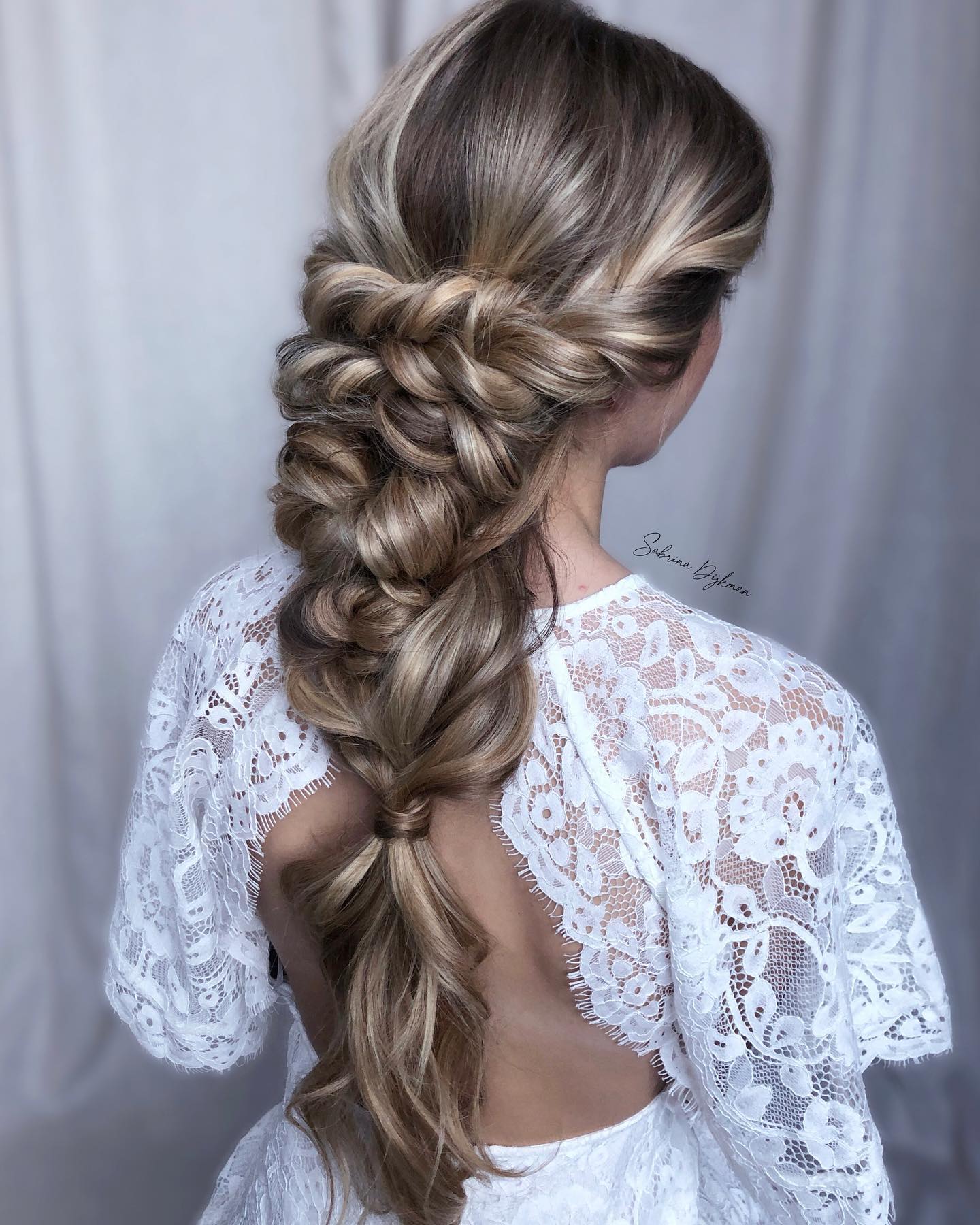 updos for long hairs 25 Casual updos for long hair | Elegant updos for long hair | long hair hairstyle Updos for Long Hair
