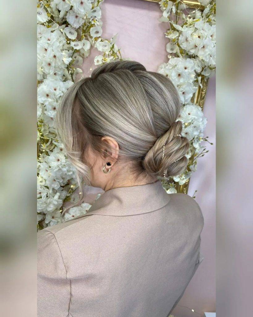 updos for short hairs 126 Casual updos for short hair | Easy summer updos for short hair | Updos for short bobbed hair Updos for Short Hair