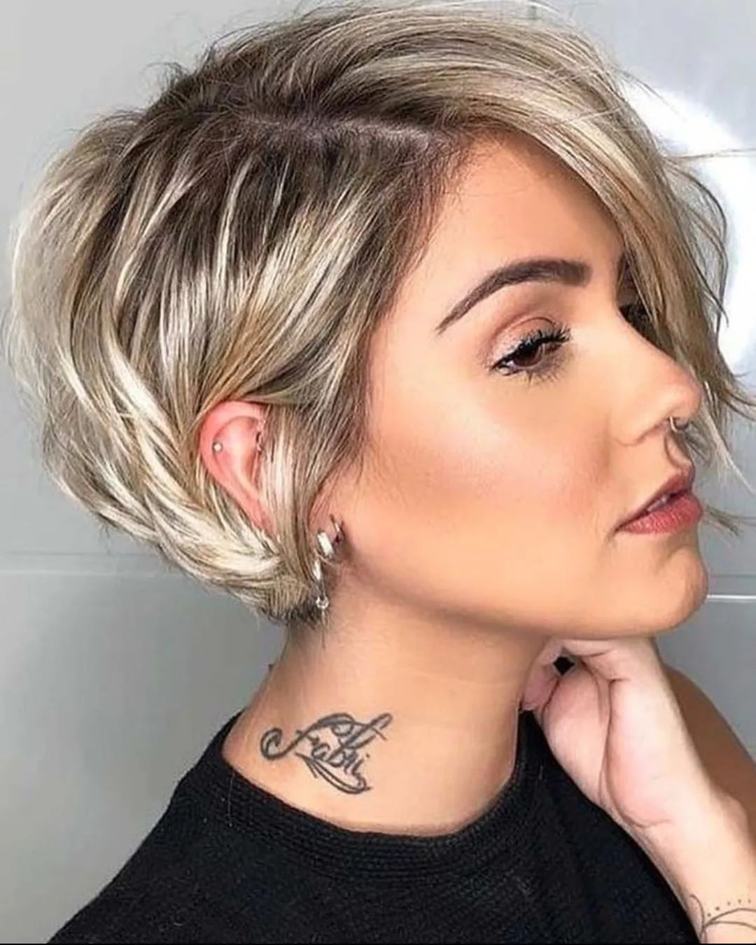 Jaw length 114 Chin length hair with layers | Jaw length hairstyle | Jaw-length bob Jaw Length Hairstyles for Women