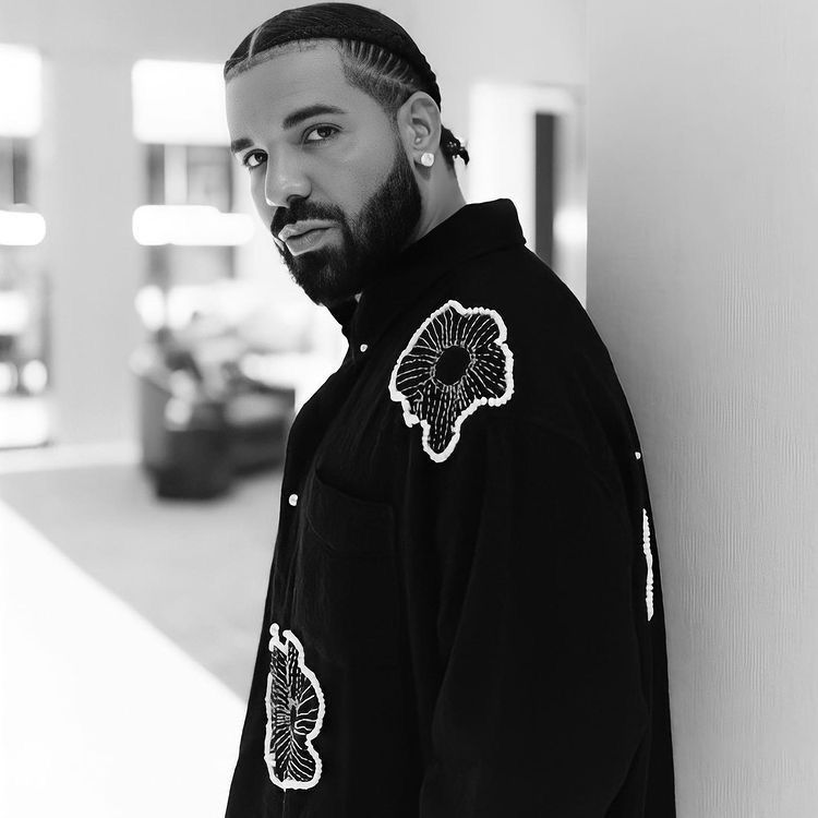 Drake Hairstyles 23 Drake buzz cut | Drake haircut Fade | Drake haircut line Drake Hairstyles