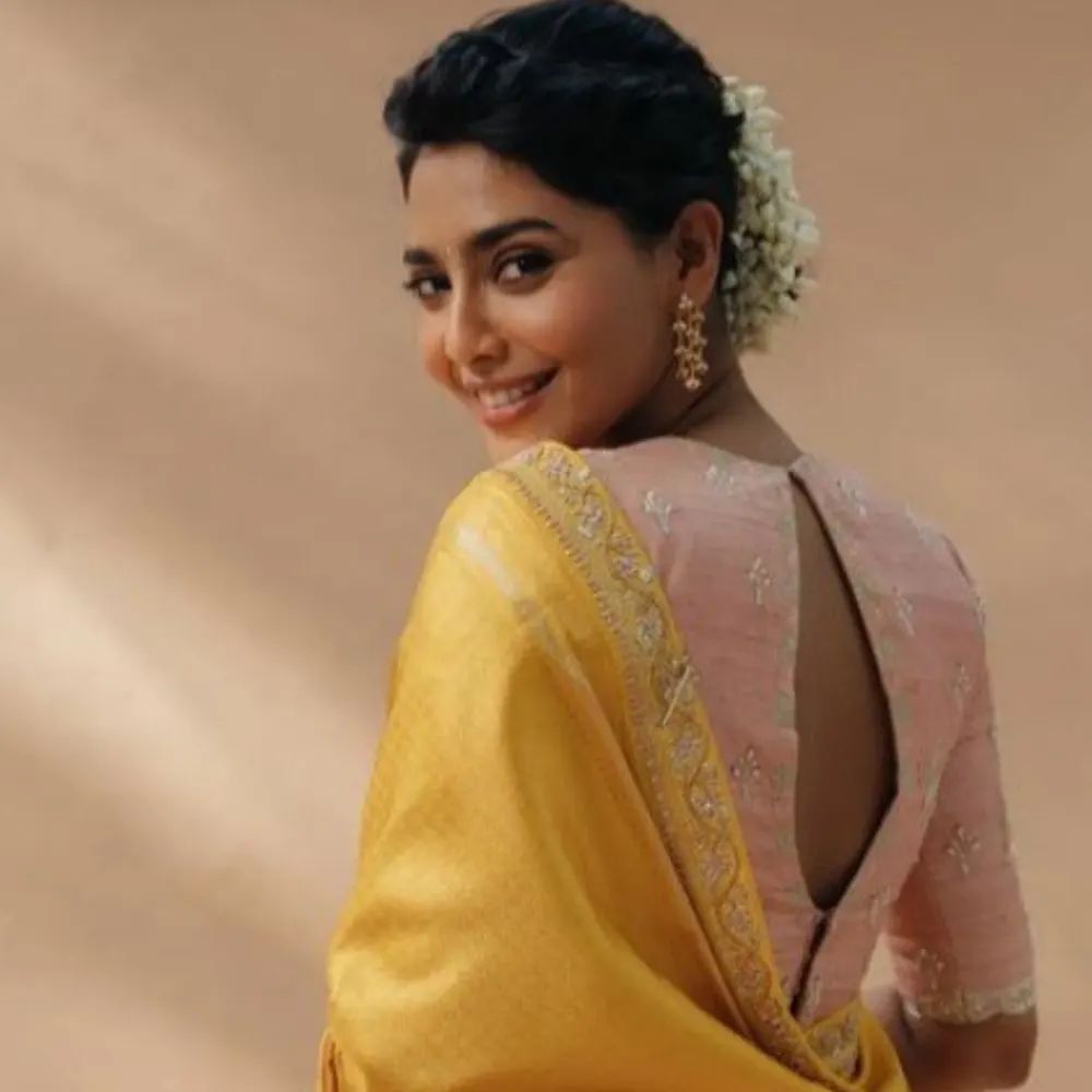 Saree-Hairstyles-130