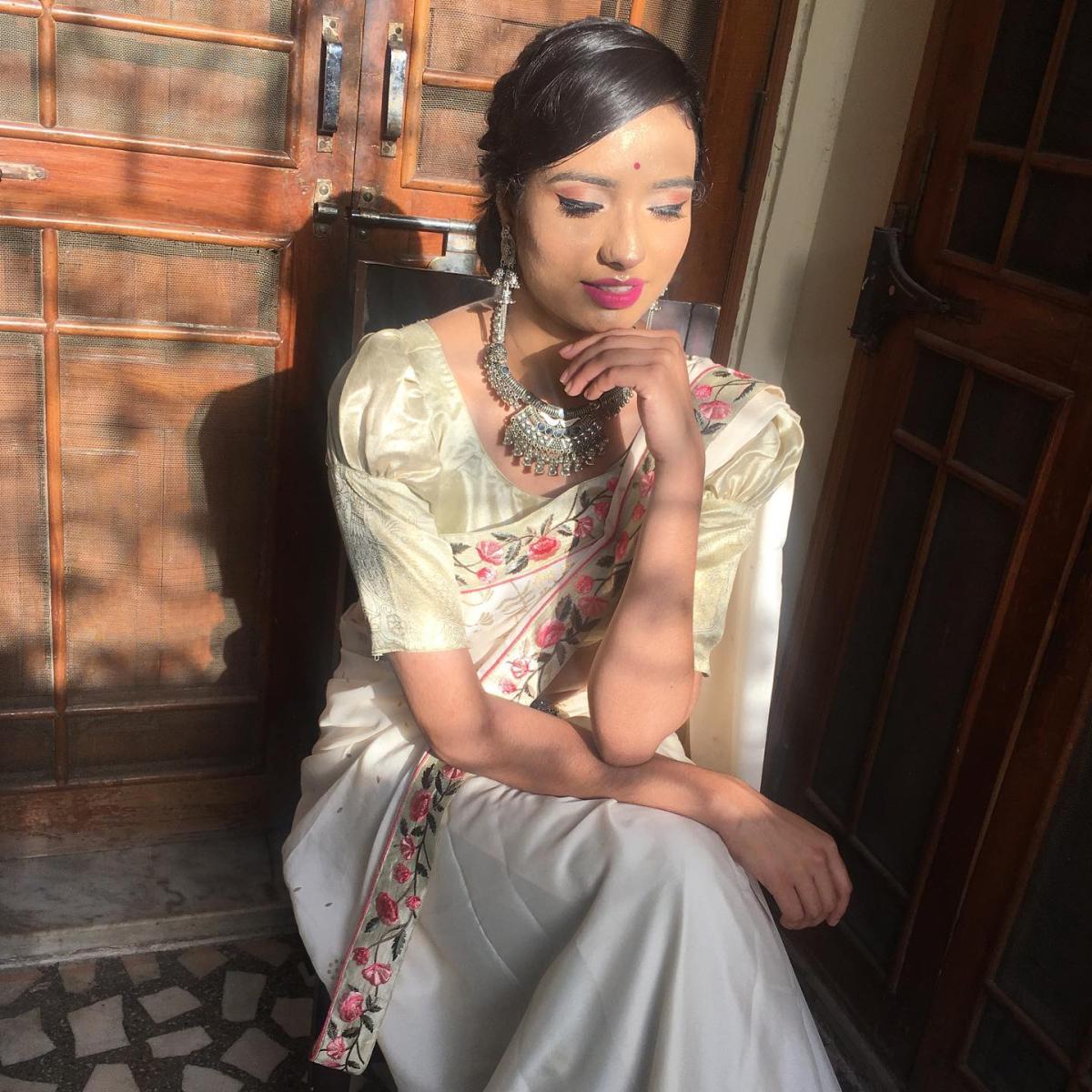 Saree-Hairstyles-145