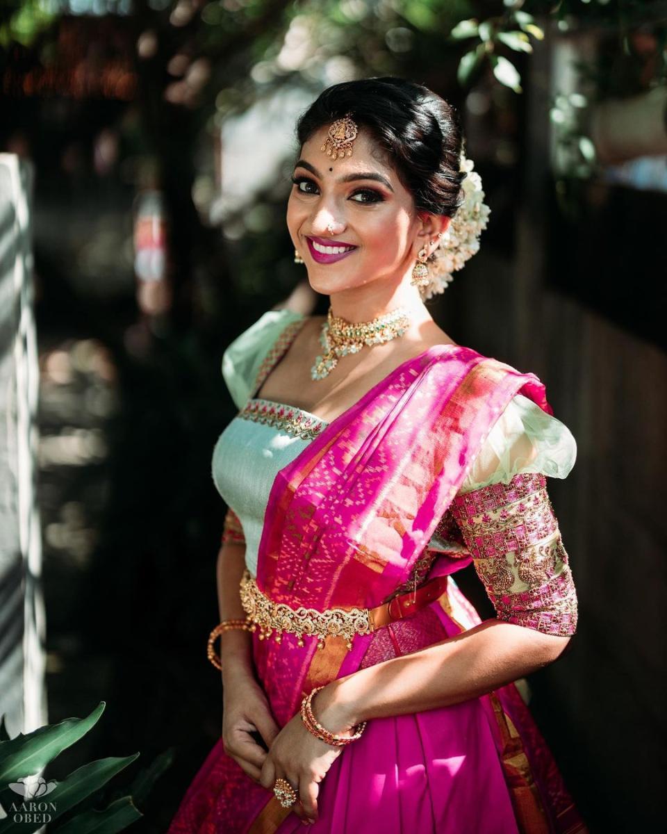 Saree-Hairstyles-152