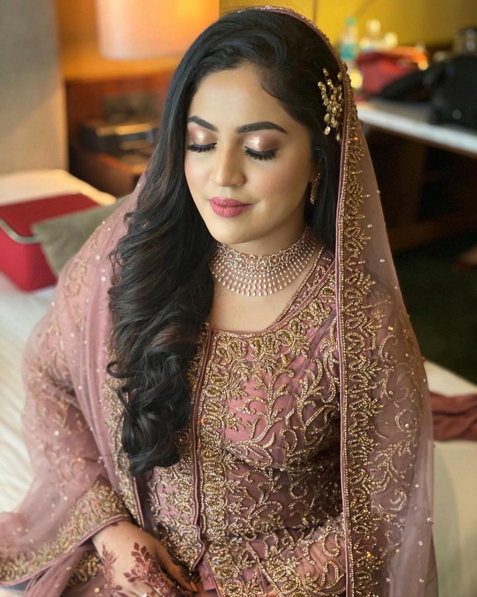 Saree-Hairstyles-156