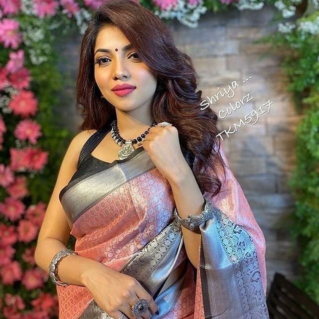 Saree-Hairstyles-159