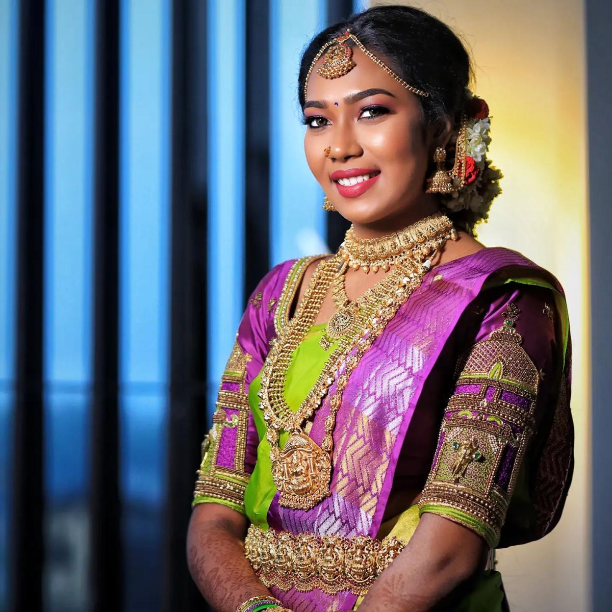 Saree-Hairstyles-178