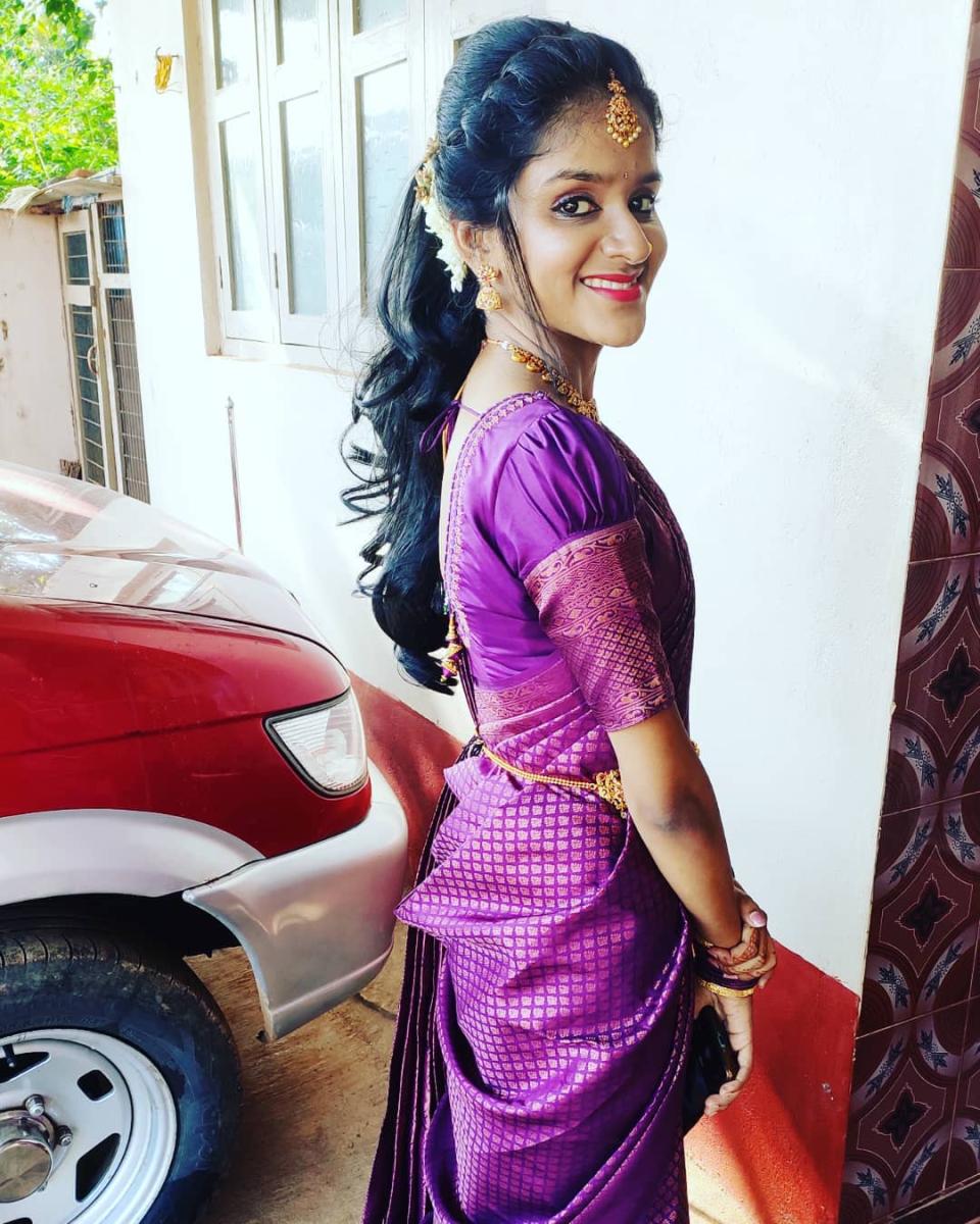 Saree-Hairstyles-185