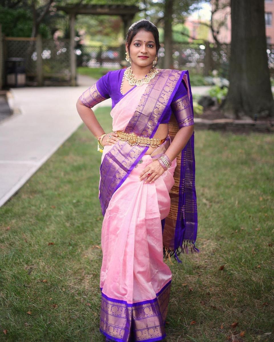 Saree-Hairstyles-196