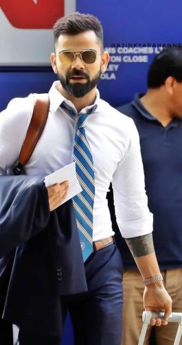 Virat Kohli hairstyle (18)