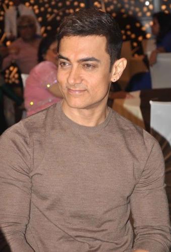 Aamir-Khan-Hairstyles-24