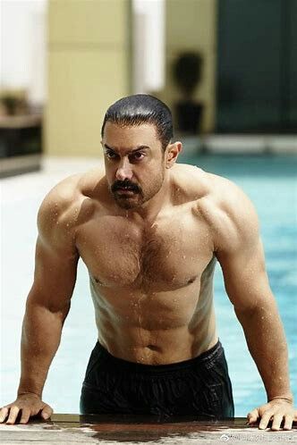 Aamir-Khan-Hairstyles-35
