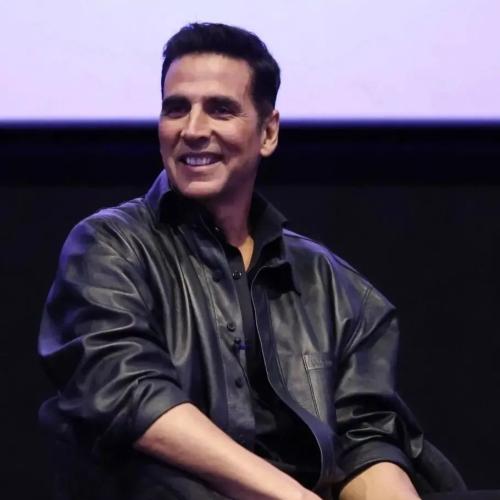 Akshay Kumar hairstyle in movie Baby