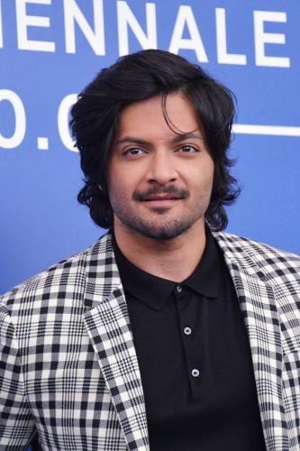 Ali-Fazal-hairstyle-5