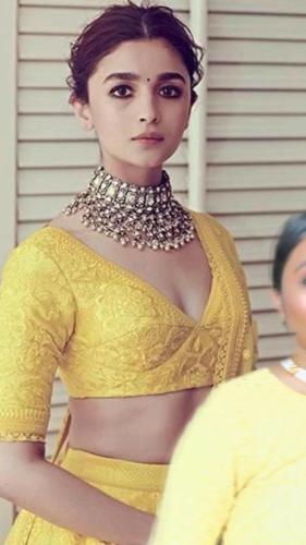 Alia-Bhatt-Hairstyle-17