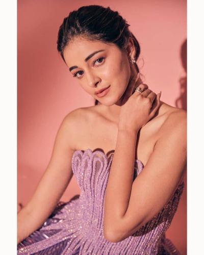 Ananya-Pandey-Hairstyle-12