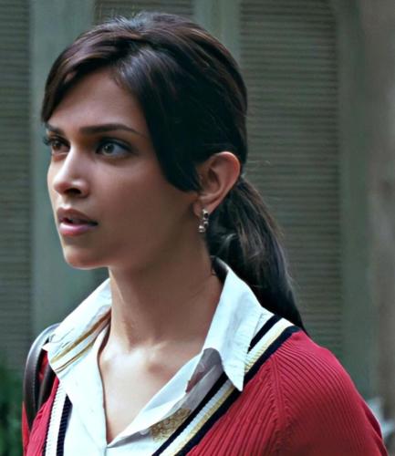 Deepika Padukone's school girl haircut 