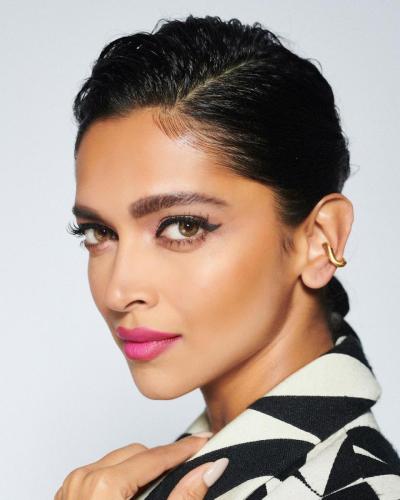 Deepika Padukone's medium length haircuts