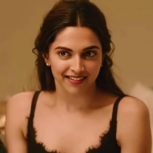 Deepika Padukone's casual hair style